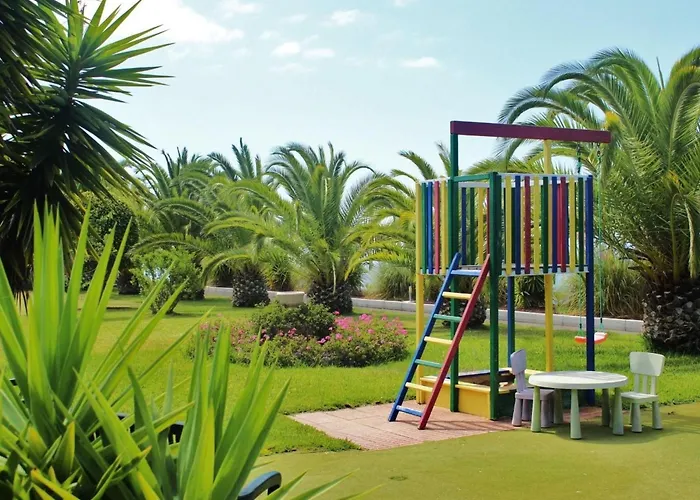 Nyaraló Geraeumiges Mit Kaminofen Und Terrasse By Interhome Guía de Isora